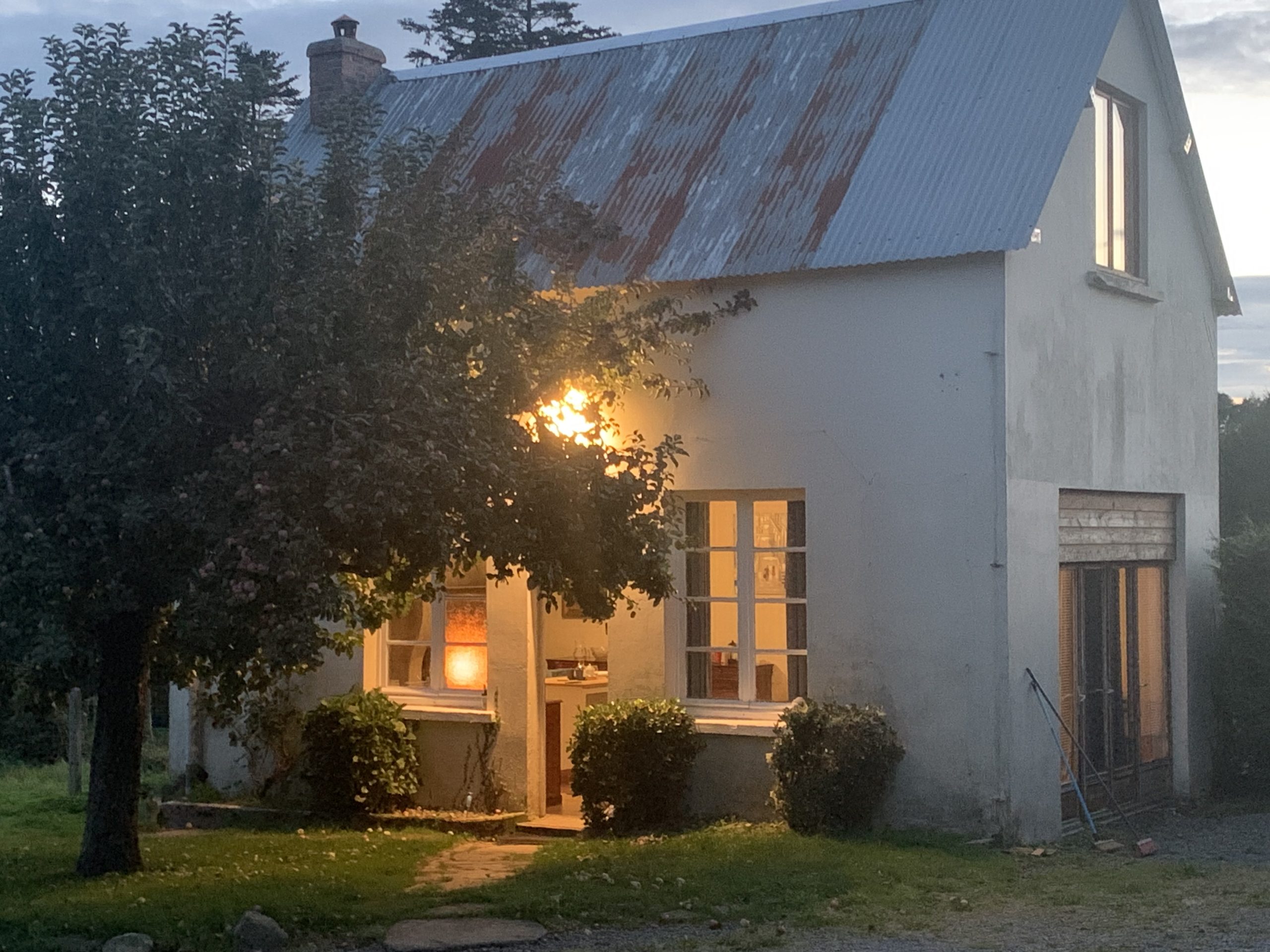 Apple Tree Cottage -Normandy